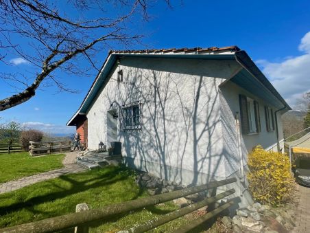 5.5-Zimmer-Einfamilienhaus in der Landwirtschaftszone